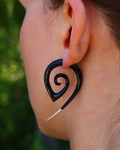 Fake Gauge Earrings - Girl With The Dragon Tattoo - Silver Tipped Tribal Curls - Eco-Friendly Horn