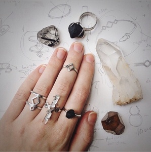 Leia ring with black onyx