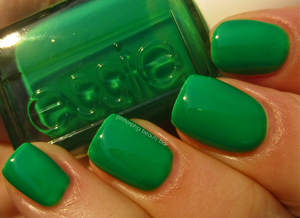 Essie – Shake Your $$ Maker