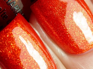 лак China Glaze Riveting