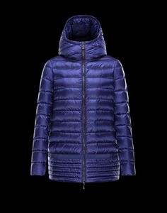 Пуховик Moncler