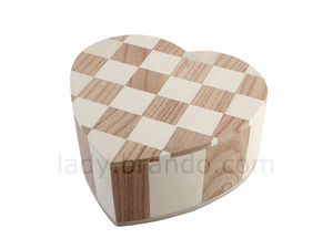 Wooden Jewel Boxes (Heart-Shaped)