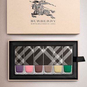 Burberry  Nail Polish