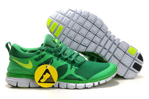 Mens Nike Free 3.0 V3 Lucky GreenVolt Running Shoe