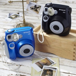 Polaroid PIC 300, Black or White