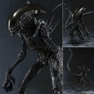 S.H.MonsterArts - Alien Warrior