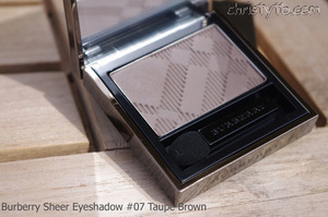 Burberry Sheer eye shadow 07 Taupe Brown