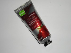 Watson's H. Bella protect and nourish hand cream