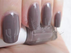 Essie Merino cool