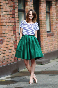 Dark Green Flare Pleated Midi Skirt