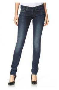 Levi's Slight Curve Skinny Jeans