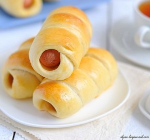 sausage rolls