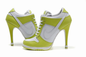 Heels Low Sneakers Dunk SB Women Size in White/Green and Yellow Design