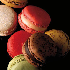 Pierre Hermé Macarons