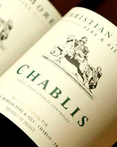 Белое сухое вино Chablis