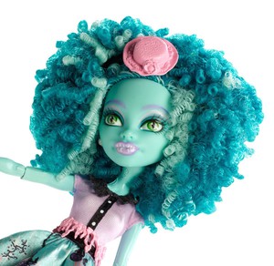 куклы Monster High