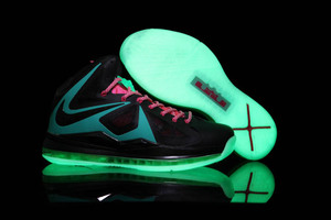 Nike Zoom Lebron 10 Black/Blue/Pink Mens Glow In The Dark