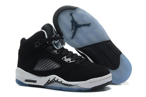 Michael Jordan 5 Retro V "OREO" with Black/Cool Grey & White Colors Kids Size