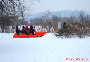 Покататься на банане