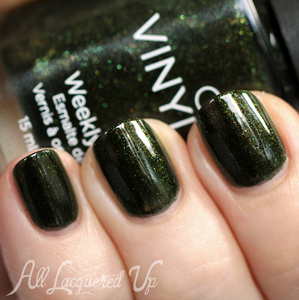 vinylux pretty poison