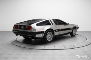 DeLorean DMC-12