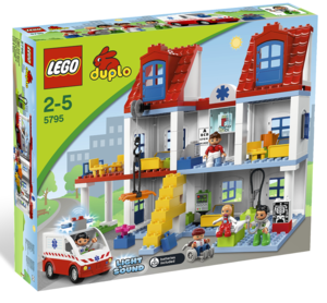 Lego DUPLO Большая городская больница, арт 5795