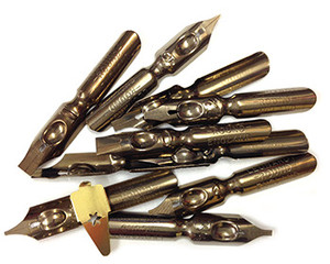 Set of 10 Leonardt Round Hand Nibs and Reservoir