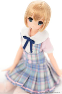 Кукла AZONE