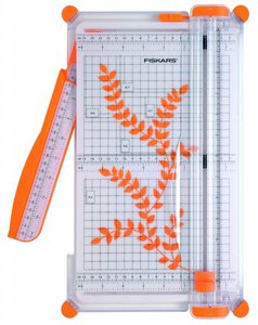 Резак  Fiskars SureCut™ 30см (А4) 4153F