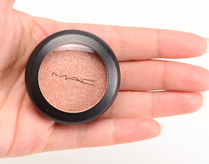 MAC Pressed Pigment "Summer Honey"