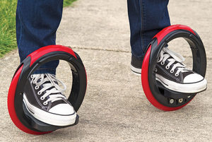 The Sidewinding Circular Skates