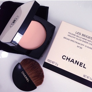 Chanel Les Beiges