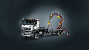 Lego technic MERCEDES-BENZ AROCS