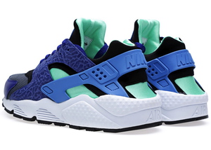 Кроссовки Nike WMNS Air Huarache Run