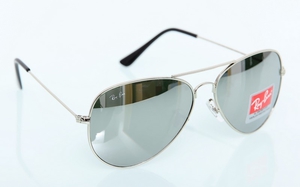 белые зеркальные Ray Ban Aviator