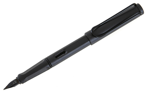 Ручка Lamy Safari c тонким пером