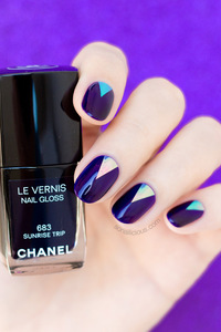 Chanel Sunrise Trip nailpolish