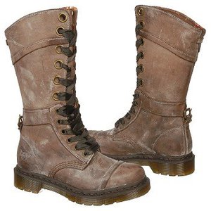 Dr. Martens Triumph 1914