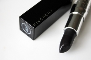 Givenchy Rouge Interdit Satin Irresistible Color Magic Lipstick 62 Noir Révélateur