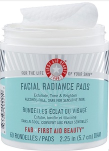 First aid beauty facial radiance pads