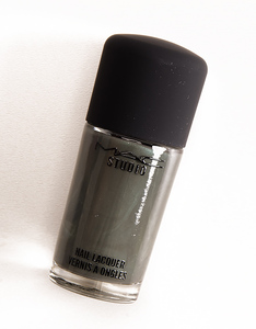 mac before dawn nailpolish