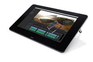 Wacom Cintiq 27HD Touch (DTH-2700)