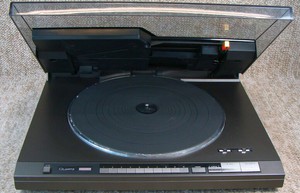 Technics SL-QL15