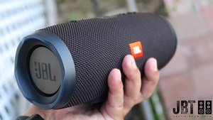 Портативная колонка JBL charge 3