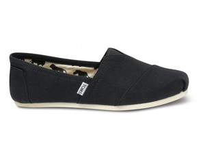 Toms