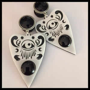 Black White Planchette Eye Witch