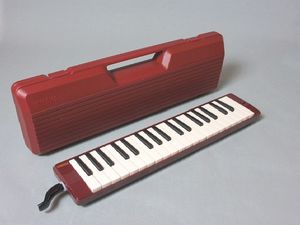 YAMAHA P37D