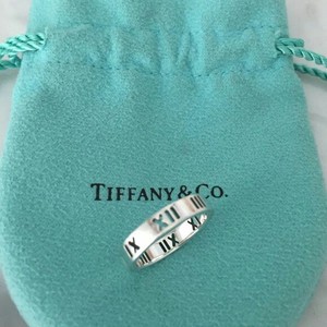 Кольцо Tiffany & Co.