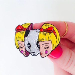 This pin | Этот значок