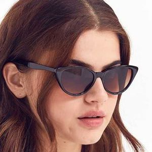 cat-eye sunglasses